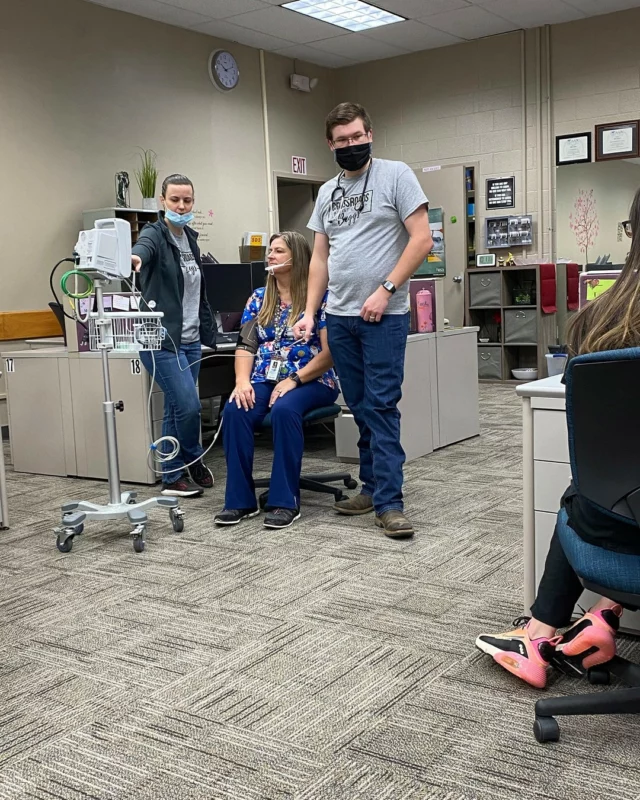Medical Front Office students get vital signs training. Thanks you guest trainers Roy Estrada, LPN Nursing Supervisor, and Kyla Estrada, RN.
#centraltechedu #centraltechMFO #hosafhp