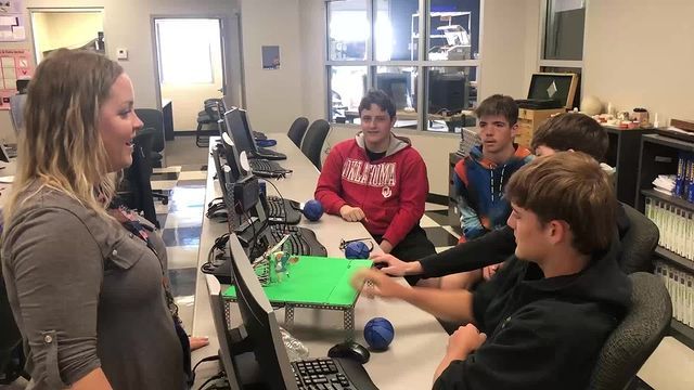 Score! Pre-Engineering students work on a Principles of Engineering (PoE) soccer project. Turn your sound on to hear them explain.
#centraltechedu #centraltechPreEngineering