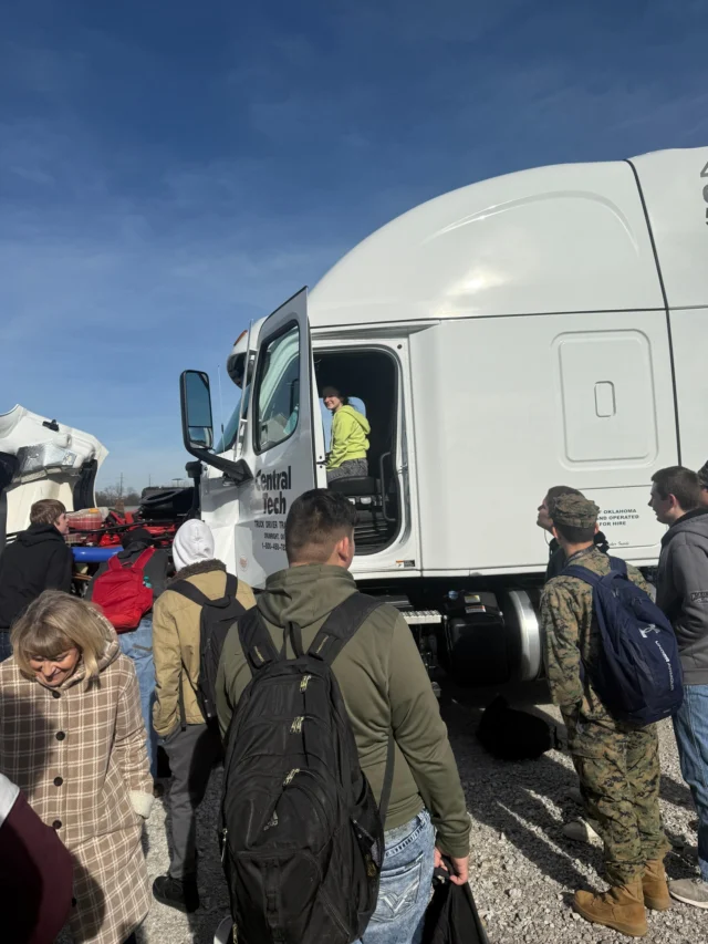 Pre-ETS students at Sapulpa Public Schools had the opportunity this week to learn about what it takes to pursue a career in truck driving. Students asked great questions, explored training options, and got a closer look at a high-demand career field.

@sapulpapublicschools